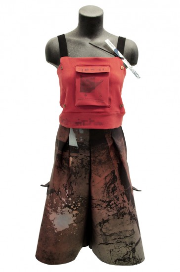 Metal figure