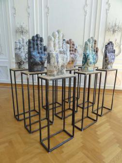 Me – Moloch | serigraphy and linocut burned in 860C on ceramics | one sculpture 63 cm height, 9 pieces | 2009-2013
